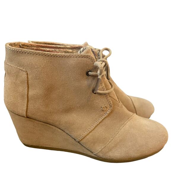Toms Desert Taupe Suede Wedge Heel Lace Up Booties Size 8.5 - Picture 4 of 7